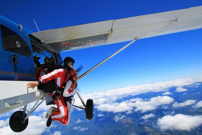 13,000ft Skydive over Abel Tasman with NZ's Most Epic Scenery - Staying Comfortable and Making It Feel Smooth
