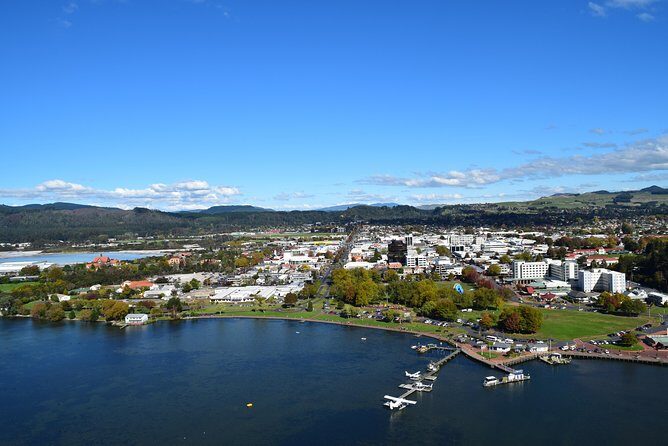 15-Minute Crater Lakes Flight by Floatplane from Rotorua - 15 minutes over crater lakes: what you’re really buying