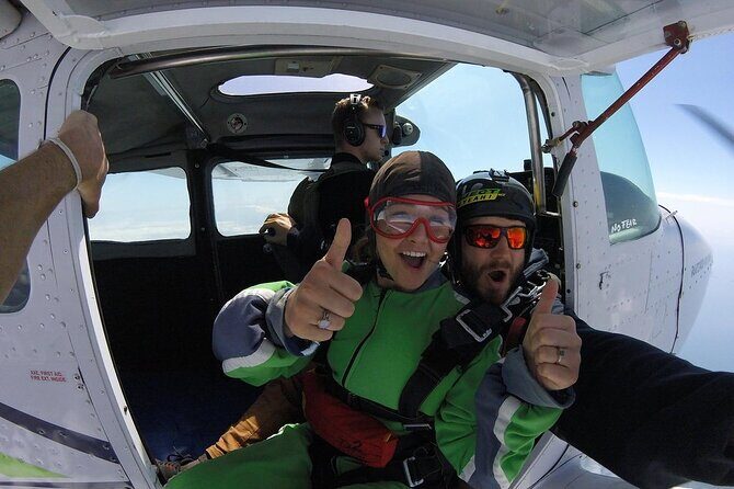 15,000ft Tandem Skydive in Bay of Plenty - 20–25 Minutes Over the Bay of Plenty: Views You Can Actually Spot