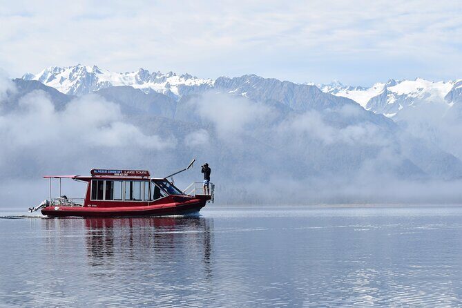2-Hour Scenic Cruise in Lake Mapourika - Scenery expectations: Jurassic rainforest, glaciers, and snow-capped mountains