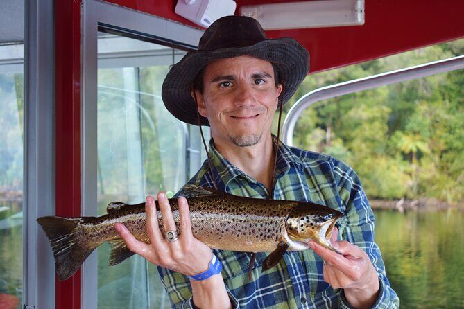 3-Hour Fishing Charter Experience at Franz Josef Glacier - What Guide Joe’s Small-Group Attention Feels Like