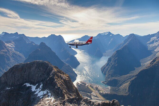 30-Minute Alpine Scenic Flight from Queenstown - Weight limits and comfort: a logistics detail that can affect you