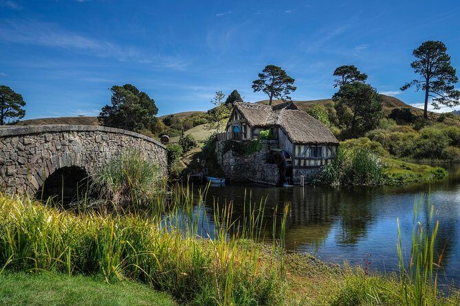 4-Day Wellington to Auckland via Rotorua Tour - Day 2: Whakarewarewa Living Maori Village and the Rotorua geothermal experience