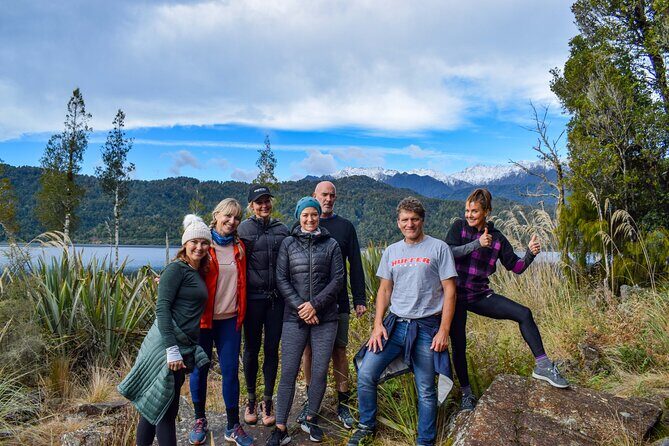 4-hour Lake Mapourika Kayak and Hike adventure, with Okarito Kiwi Sanctuary - Paddling Lake Mapourika: the calm, coached part (and what you’ll see)
