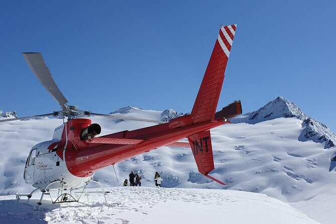 50-Minute Glacier Explorer & Earnslaw Burn Flight, Queenstown - What the Glacier Landing Adds (and How to Prepare for Snow Time)