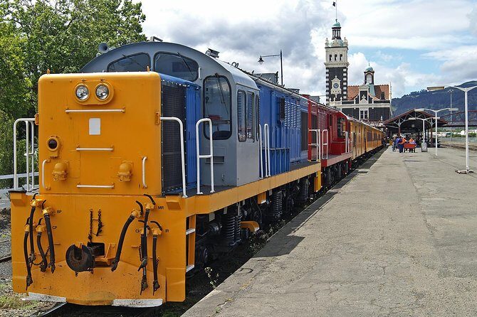 6 Day South Island Circut: Milford Sound, Queenstown and Glaciers - Day 6: Greymouth and TranzAlpine—train views across beech forest and plains