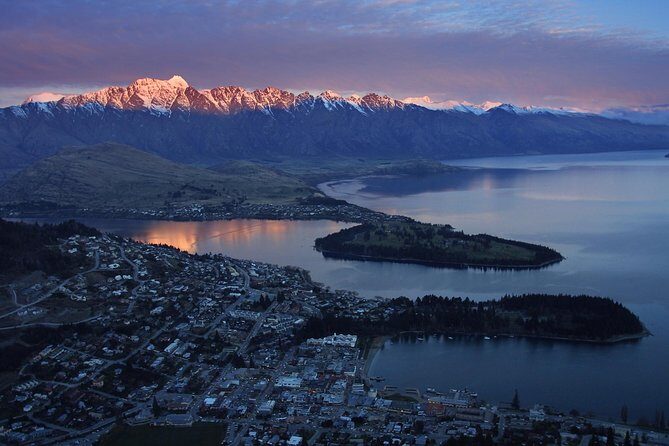 6 Day South Island Circut: Milford Sound, Queenstown and Glaciers - Accommodations: 3- or 4-star nights that support your pace