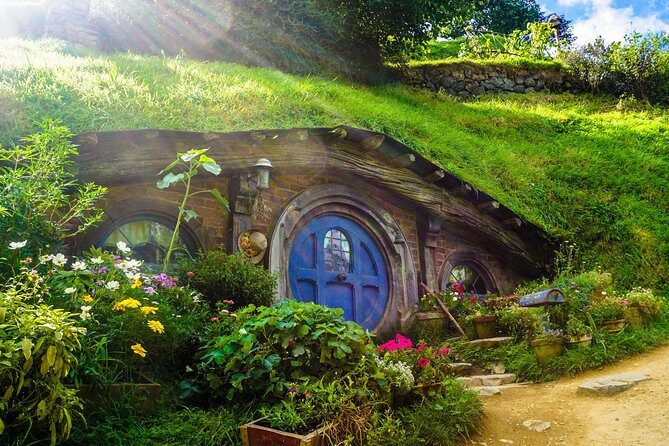 6hr Hobbiton Movie Set Tour - Departs Tauranga - Mount Maunganui start: scenery before the movie set