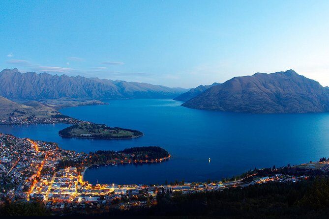 7 - Day North to South Island Grand Tour - Auckland to Queenstown - Lake Taupo, Wellington, and the Kapiti Coast Views