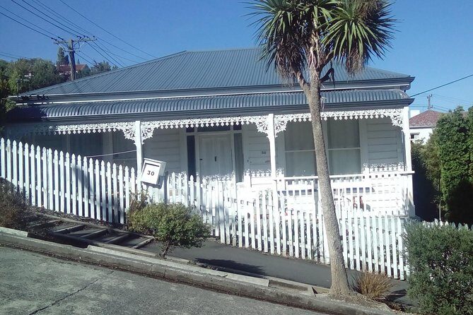 A 2 hour Small Group Dunedin City Highlights Tour - Dunedin Botanic Garden: The Only Stop That Feels Like a Mini-Experience