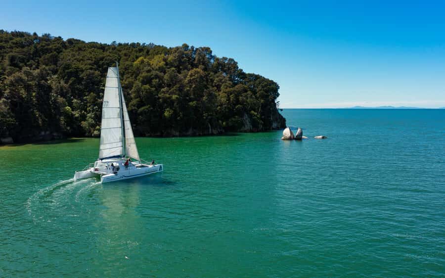 Abel Tasman National Park: Cruise, Walk & Sailing Tour - The 1.30pm sailing trip: seals, sea breeze, and the fun part