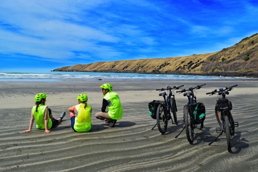 Akaroa: Electric Mountain Bike and Sea Kayak Adventure - Timing and what “330 minutes” means for you