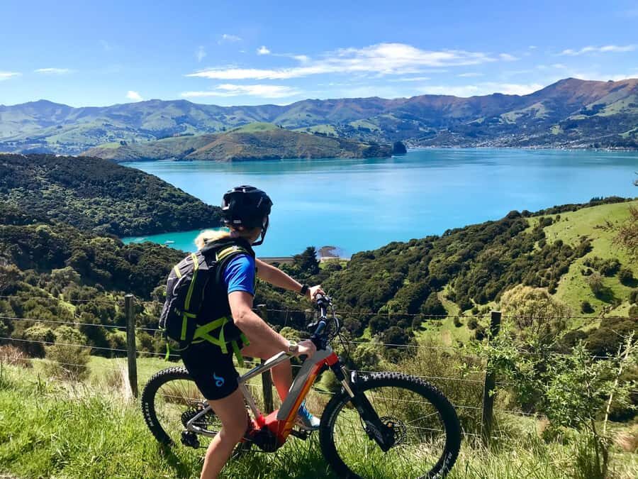 Akaroa: Guided Electric Mountain Bike Tour-Lava Loop - Views that actually last: sea-to-summit panoramas in one ride