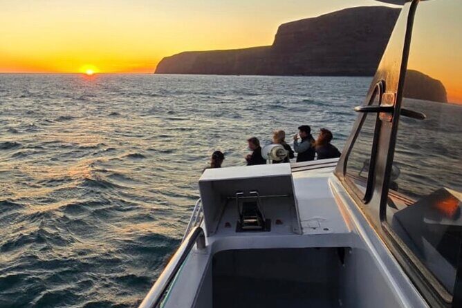 Akaroa Private Day Trip From Christchurch - Governors Bay to Little River: calm coastline, then a quick country reset