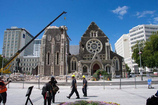 Akaroa Shore Excursion: Banks Peninsula, Christchurch City Tour and the International Antarctic Centre - Should you book this Akaroa shore day?