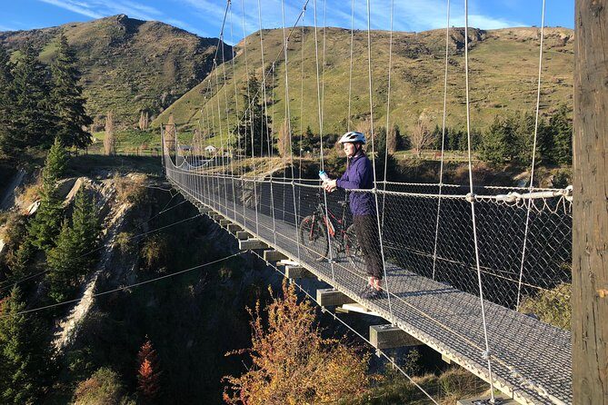 Arrowtown to Gibbston – Iconic Arrow River Bridges Bike Ride - Getting Started at Searle Lane (and How the Support Fits In)