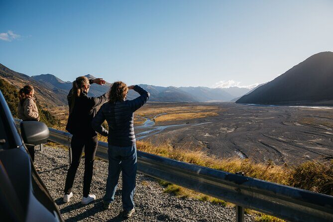 Arthur's Pass Discovery and TranzAlpine Train - Small Group Tour - On the TranzAlpine: Canterbury Plains, the Staircase, and smart photo positioning