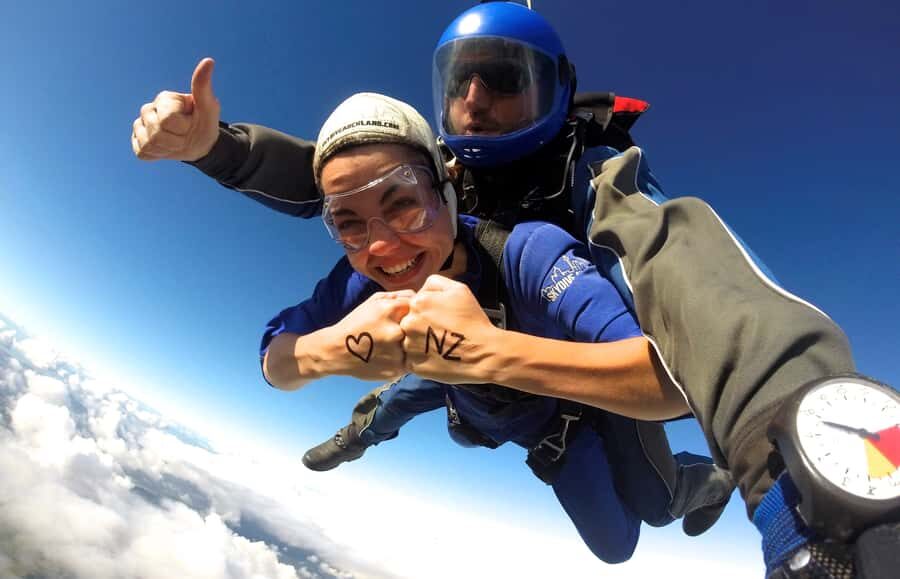 Auckland: 13000, 16000, or 18000-Foot Tandem Skydive - The 3-Hour Timeline: From Check-In to Door-Open Freefall