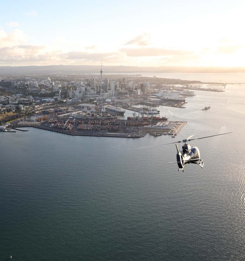Auckland: 20min Helicopter scenic flight - City & Volcanoes - Quick 20 Minutes Over Auckland: What You Really Get