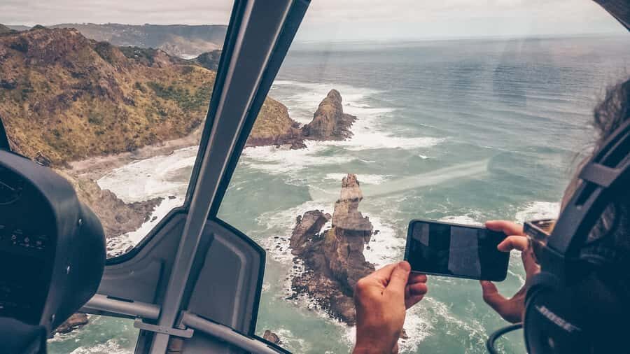 Auckland: 36 min scenic helicopter flight - Coast to Coast - Waitakere Ranges: Bush Views and Water Reservoirs
