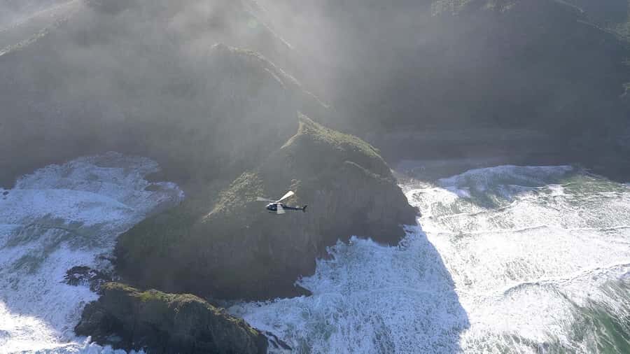 Auckland: 36 min scenic helicopter flight - Coast to Coast - 30 Minutes (Listed as 36) With Three “Worlds” Above You