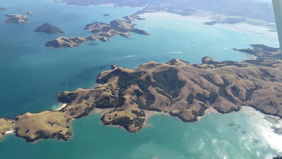 Auckland: Auckland City & Hauraki Gulf Scenic Flight - Rangitoto Volcano Crater: The Close-Up Highlight at 500 Feet