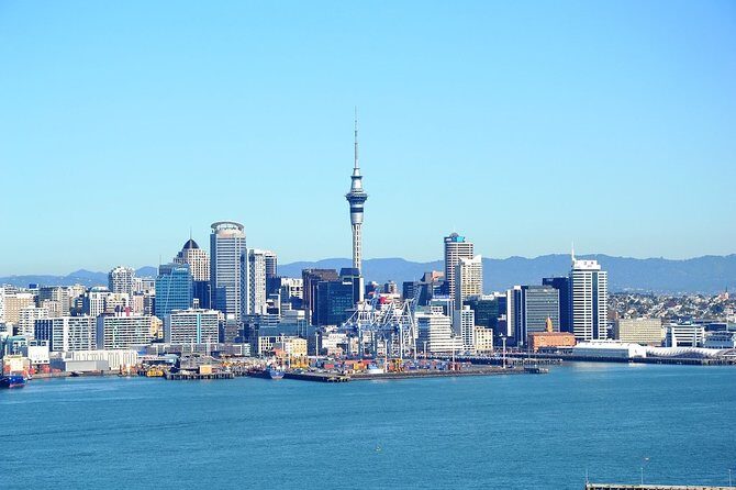 Auckland City Discovery Experience - Private Tour From Auckland - Auckland Museum (Tāmaki Paenga Hira) and the Māori War Dance
