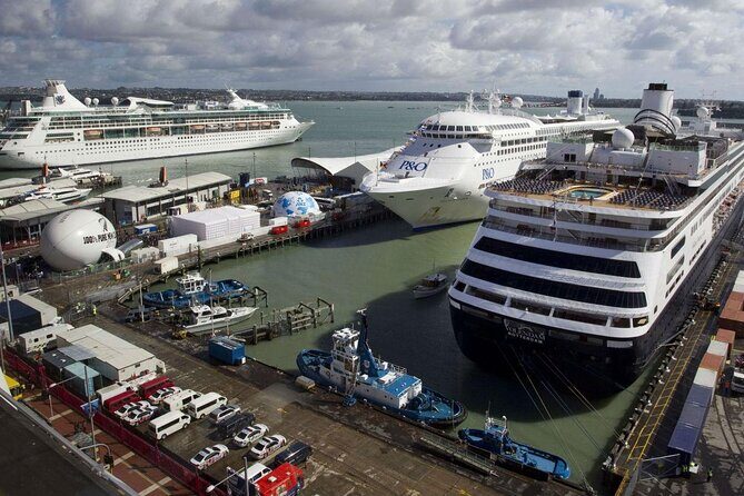 Auckland City Hotel to Cruise Ship Transfer by SUV - The SUV Ride: Comfort, Cleanliness, and Practical Auckland Timing