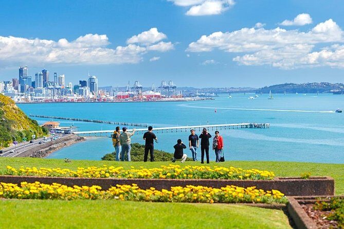 Auckland City Private Tour for Couples. Be chauffeur driven with added extras. - Why this Auckland couples tour feels different from DIY