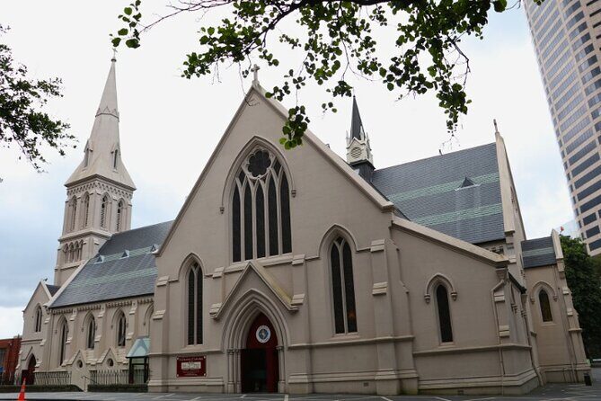 Auckland City Self Guided Walking Tour with an APP - Step-by-step: from Te Komititanga Square to Viaduct Harbour