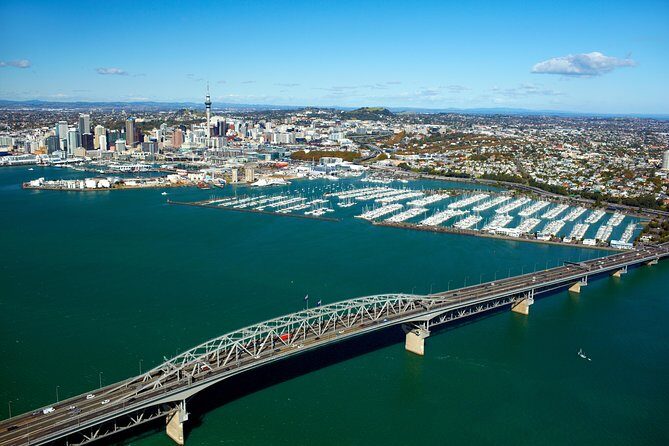 Auckland City Small-Group Morning Discovery Tour - Harbour Bridge crossing: the best photo moments come in layers