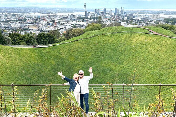 Auckland City Small-Group Morning Discovery Tour - Narrow Neck Beach and the quick coffee stop you’ll actually use