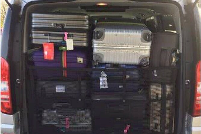 Auckland Downtown Hotel Transfers to/from Cruise Ship in Minivan - Timing Window in Auckland: All-Day Availability for Cruise Schedules