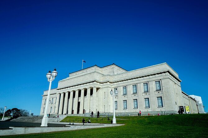 Auckland Full Day Attractions & Museums Tour - Getting Around: Pickup, Air-Conditioning, and Small Groups