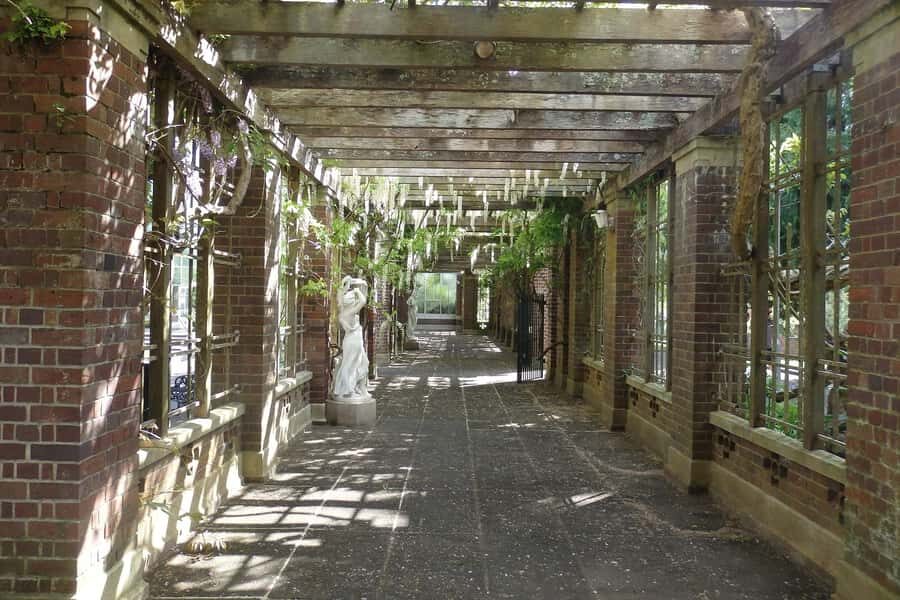 Auckland: Full-Day City Highlights Tour - Waterfront and Viaduct Harbor: where Auckland shows its working side