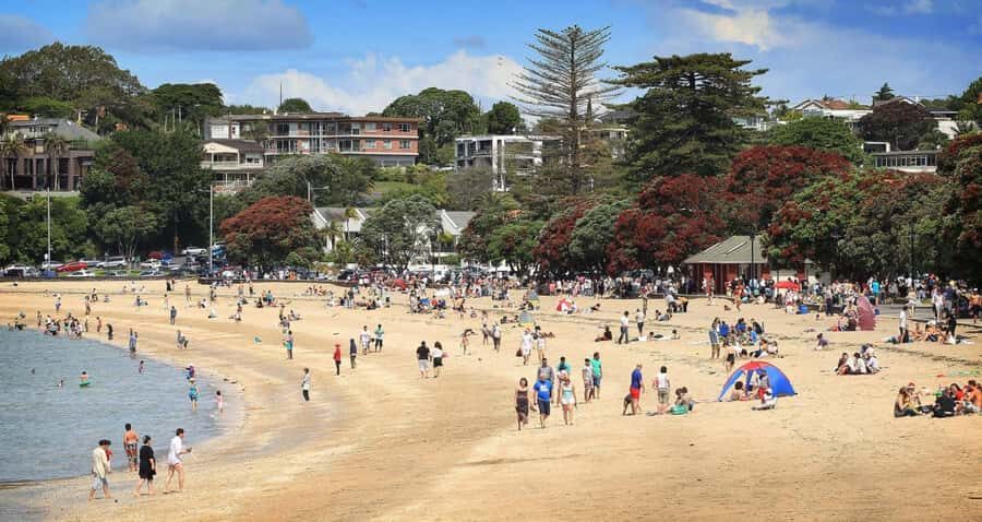 Auckland: Full-Day City Tour - Mt Eden, One Tree Hill, and Auckland Domain: the skyline orientation trio