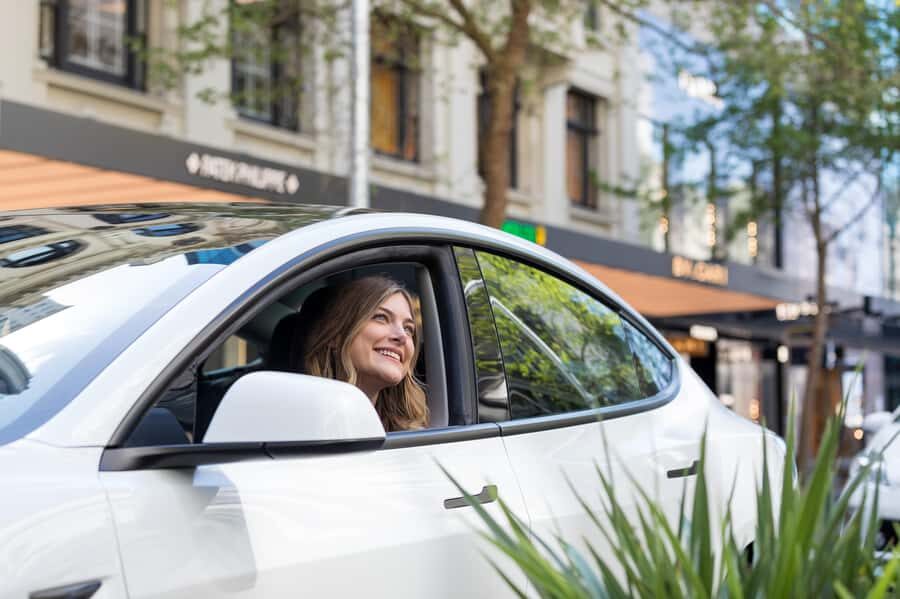 Auckland: GoGuided Auckland City Tour - Choosing the right ride: Tesla Model 3, Toyota Camry, or Toyota Hiace
