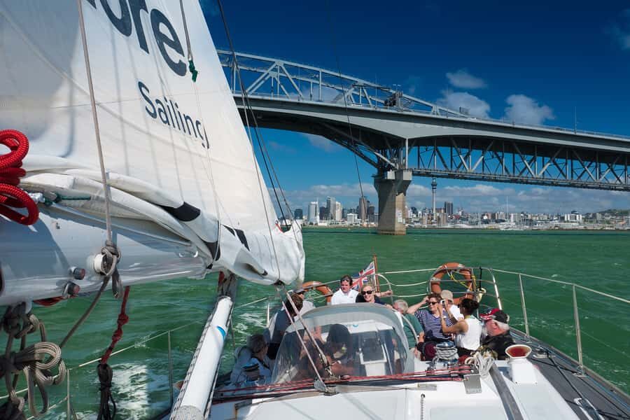 Auckland Harbour 1.5-Hour Sailing Cruise - Coffee, ponchos, and comfort: what’s included and what to bring