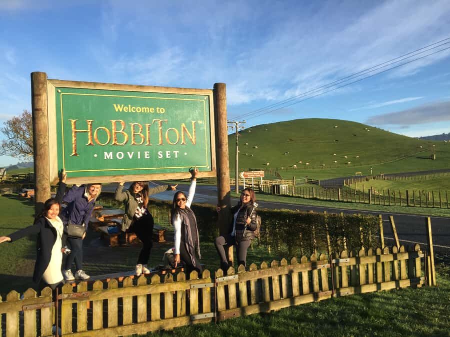 Auckland: Hobbiton and Rotorua Day Tour including Te Puia - Tīrau and Fitzgerald Glade: use the breaks to stay fresh for Rotorua
