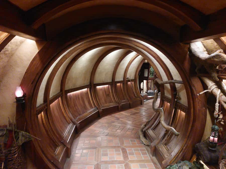 Auckland: Hobbiton, Rotorua, Waiotapu and Waitomo 3-Day Tour - Rotorua and the geothermal core: what makes this itinerary click