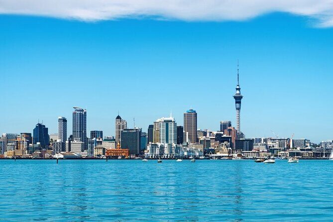 Auckland Private Custom Walking Tour with A Guide (Private Tour) - What you actually see: monuments from the outside, plus the neighborhood texture