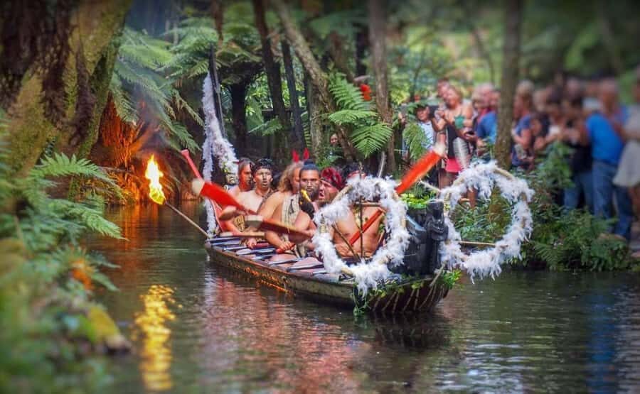 Auckland: Rotorua Tour with Mitai Māori Village & Wai-O-Tapu - Timing and Comfort: What a 13-Hour Day Really Means for You