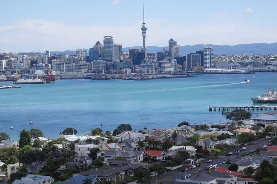 Auckland: Ship to Shore Full-Day Excursion - From Your Cruise Wharf to Tamaki Drive: how the day starts