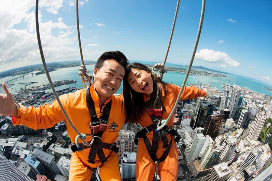 Auckland: Sky Tower SkyWalk - 192m High Edge Walk - Where it starts: check-in at Federal and Victoria Streets