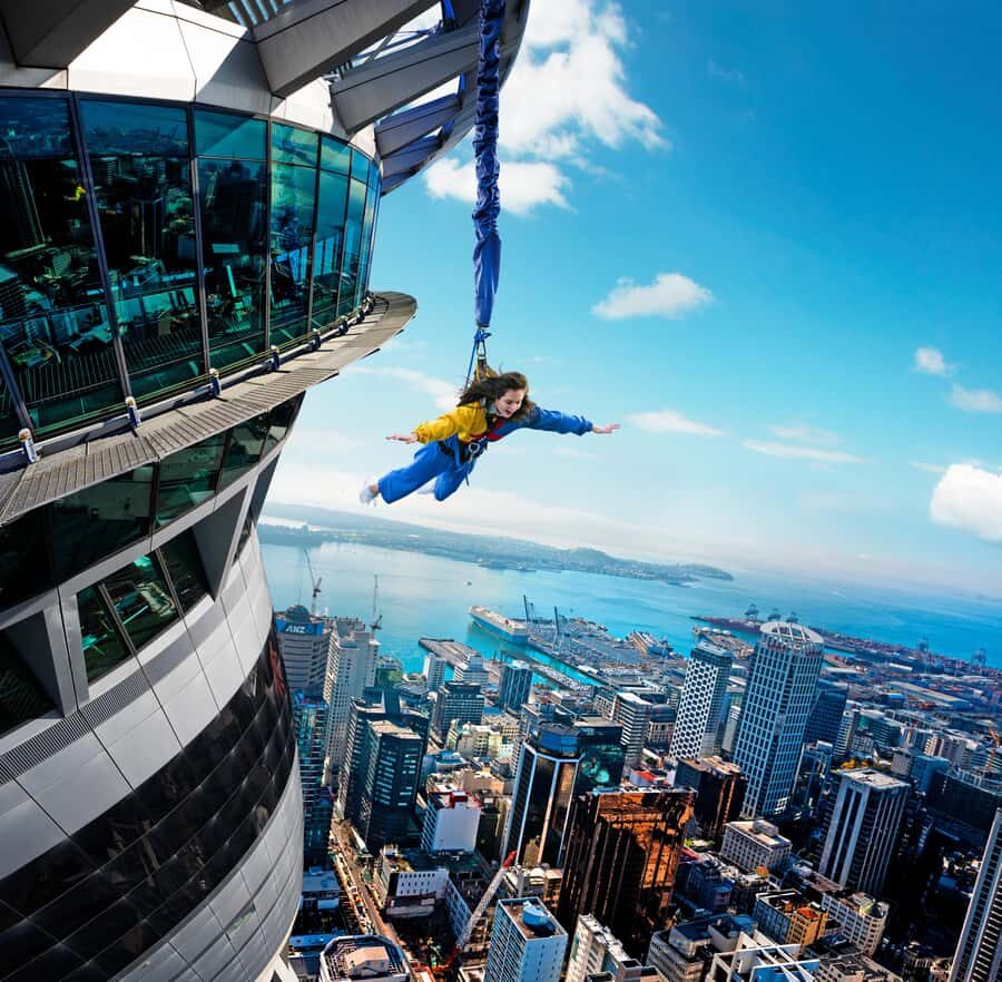 Auckland: SkyJump & SkyWalk Combo - SkyJump drop: the 85 km/h fall in about 11 seconds