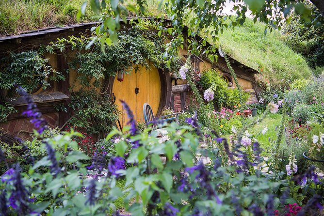 Auckland to Rotorua via Hobbiton Small Group Tour (One Way) - Lunch timing: Shire’s Rest Café and how to plan your own meal