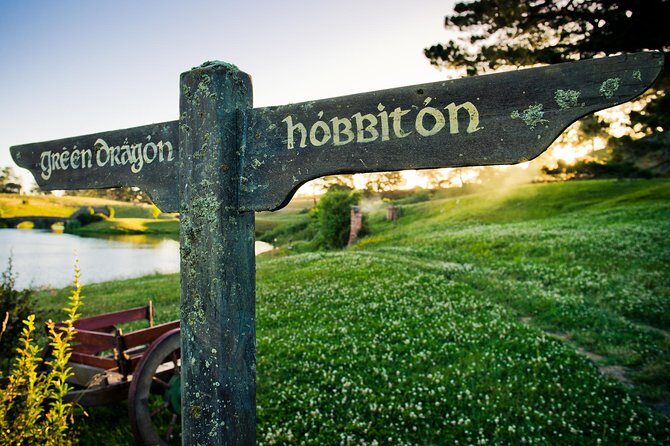 Auckland to Waitomo Caves and Hobbiton Movie Set Private Tour - Key things to know before you go