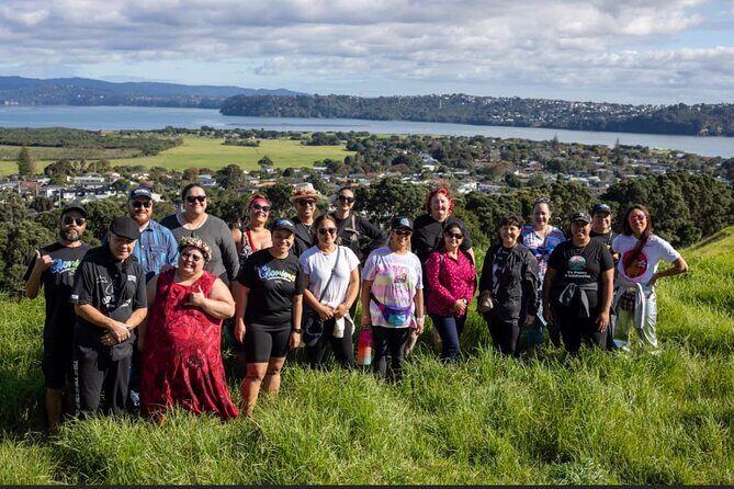 Auckland Urban Māori Experience with Transportation - Te Pane o Mataoho: The Dormant Volcano View With Personal History