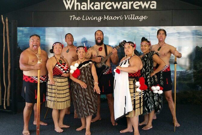 Auckland: Wai-O-Tapu, Polynesian Spa & Maori Haka Day Tour - The Role of Your Guide: How Aaron Makes the Day Make Sense