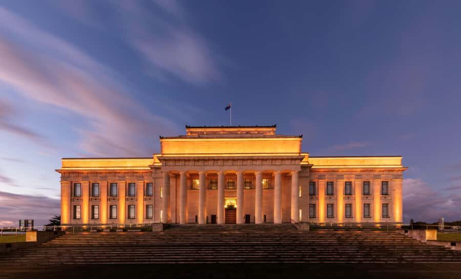 Auckland War Memorial Museum Entry Ticket - Getting to the North Entrance and finding your way fast